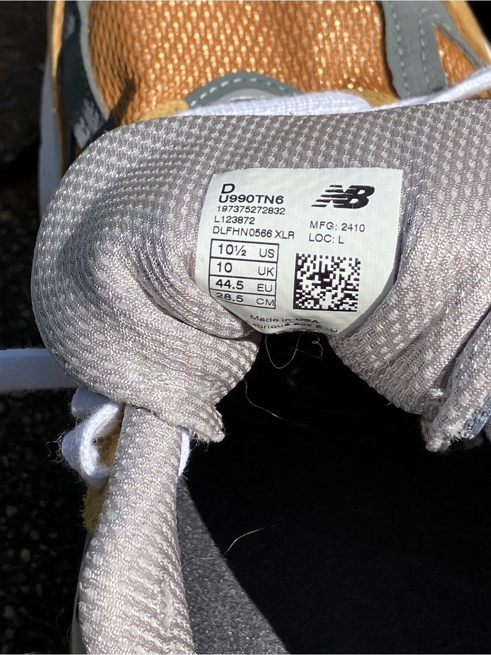 Men’s shoes